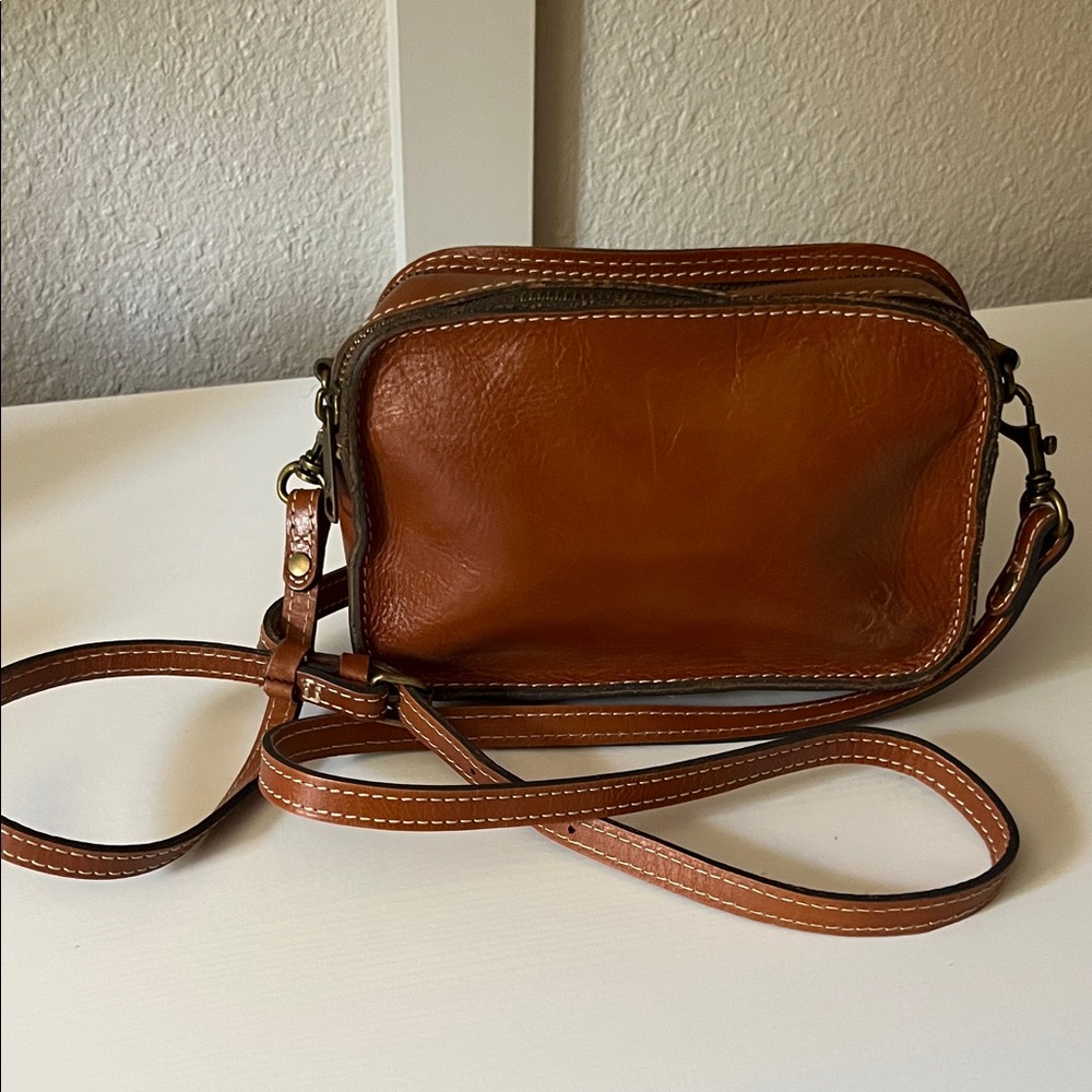 Patricia Nash leather crossbody purse